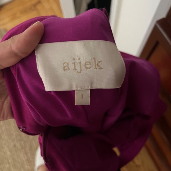 Aijek Verona Ruffled Dress in Fuschia - Picture 5 of 5